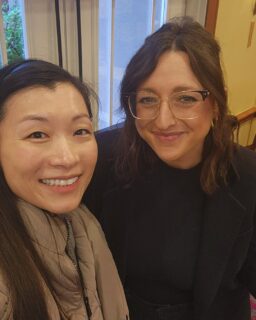 Best part of @woodinvillechamber breakfasts? Meeting amazing people in our community!

Kimm with Averyl from @woodinvillegardenclubnew and @wa_state_wine

All In for Kids!

#northshoreschoolsfoundation #woodinvillewa