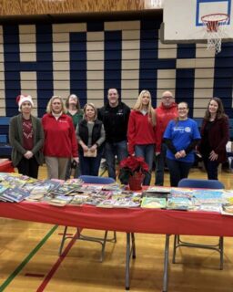 Santa came to town, and brought books! Hundreds of books where given away to over 800 Northshore families at Santa Breakfast last Saturday. Thank you to our wonderful volunteers, staff, and Board members for spreading holiday joy and literacy throughout our community!

All In for Kids!

#northshore #northshoreschoolsfoundatio