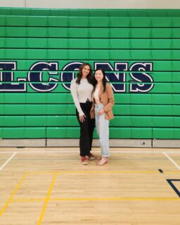 Building skills for life, one cheer at a time! Kimm had the honor of serving as a WHS Cheer Judge for the 2026-2027 season last Friday, and yes, she's a former WHS cheerleader herself. Full circle moment!

Huge thank you to Audrey and @woodinville.cheer for making this happen. All In for Kids!

#northshoreschoolsfoundation