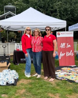 What a great Wednesday evening at the @celebratewdvl summer concert!

We mixed and mingled with attendees, collected physical and digital donations for our Backpacks for Kids supply drive, and connected with fellow Northshore families.

Huge thanks to the @woodinvillechamber, @cityofwoodinville, @woodinville_wine_country, and the @northshore_ymca for making it a wonderful night!

All In for Kids!
#northshoreschoolsfoundation