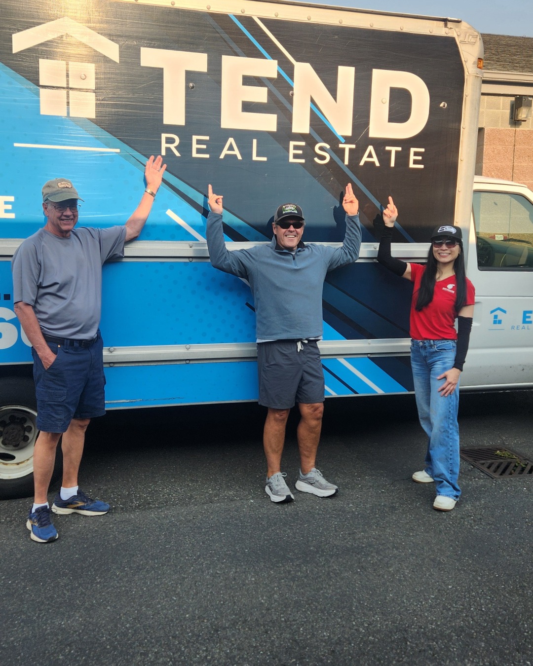 Special thanks to @tend_home_team_troy_anderson! 

Thanks to their generosity in letting us use their community rental truck, we were able to transport backpacks and school supplies to get Northshore kids READY for the school year!

Community partners like TEND Home Team make our work possible, thank you!

#northshoreschoolsfoundation